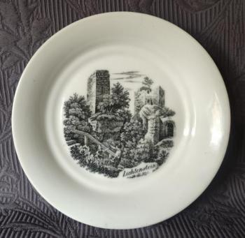 Talířek s měditiskem-hradLichtenstein,zn.Březová Talířek s měditiskem-hradLichtenstein,zn.Březová